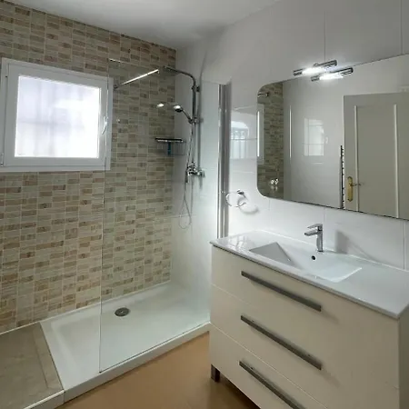 Holiday home Espaciosa Alboran En