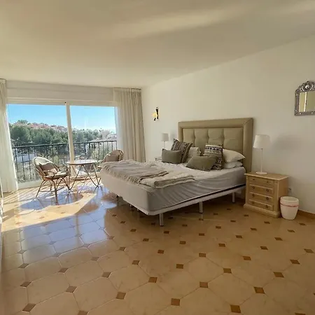 Espaciosa Alboran En Nerja